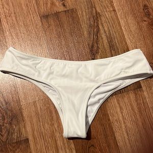 Victoria’s Secret Swim, Scrunch bottom, White